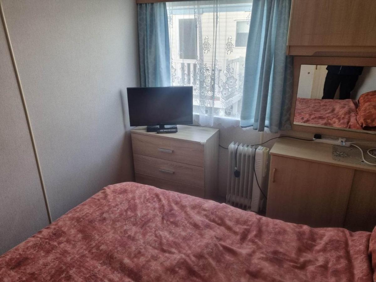 Tm8 6 Berth 2 Bedroom Caravan P Chapel Saint Leonards Exterior foto